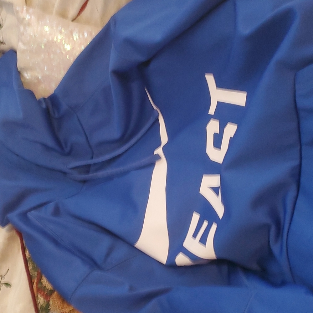 Shirt - Picture 2 of 3